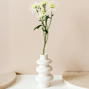 minimalist ceramic vase
