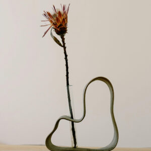 minimalist ceramic vase