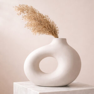 minimalist ceramic vase