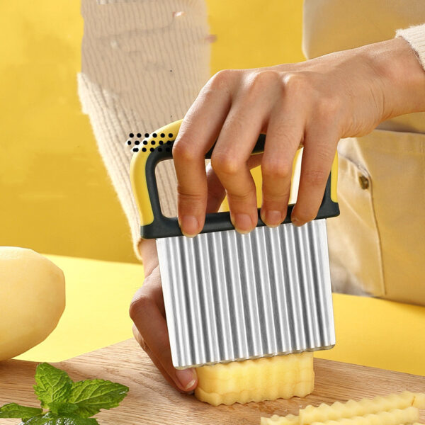 Crinkle Cutter for Wavy Fries & Vegetables